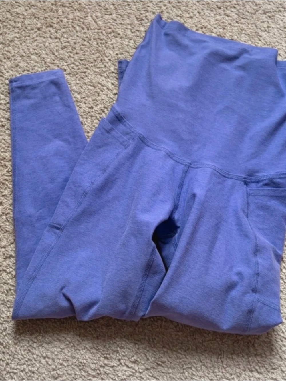 Women’s maternity leggings XS beyond yoga with pockets